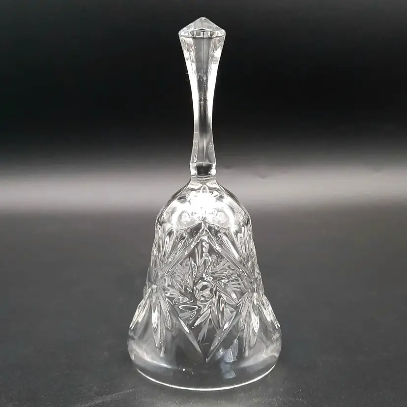 Crystal Bell Pinwheel Design