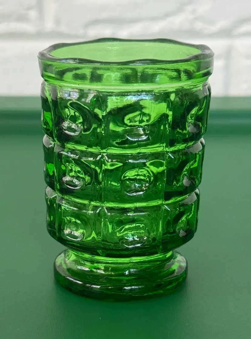 L. E. Smith Glass green glass toothpick holder "Dominion" pattern 3” tall