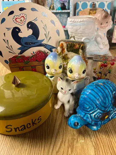 Meg’s Vintage Variety Kitsch & More