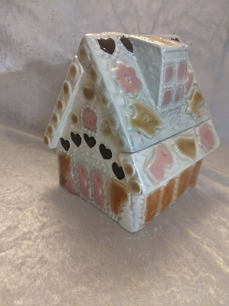 Gingerbread House Cookie Jar Bahlsen Ceramic Christmas Black Hearts Round Trees Cookies Gift White 1960s Holiday Gothic Cottage