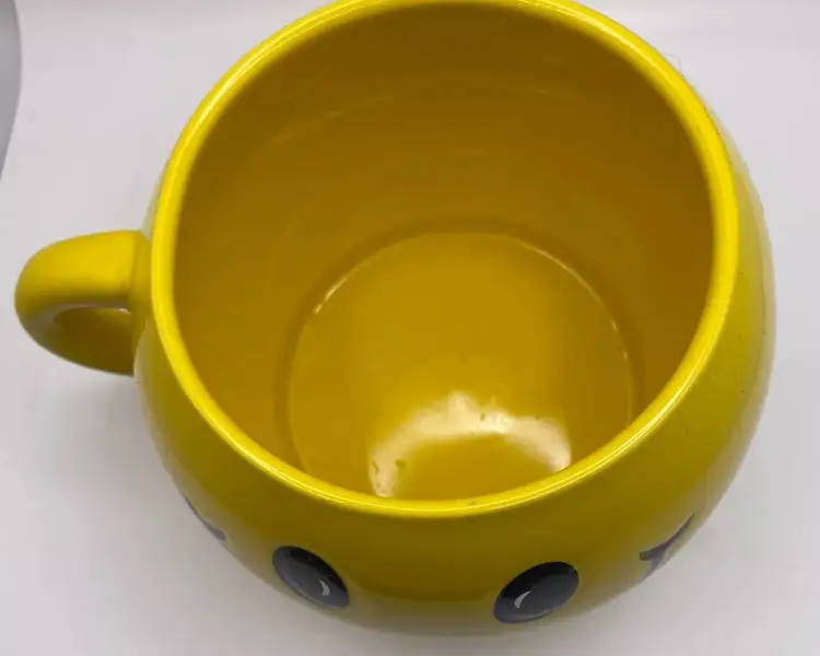 LUV Imports Smiley Face Mug Yellow Coffee Cup 20oz Happy Face Emoji Planter 