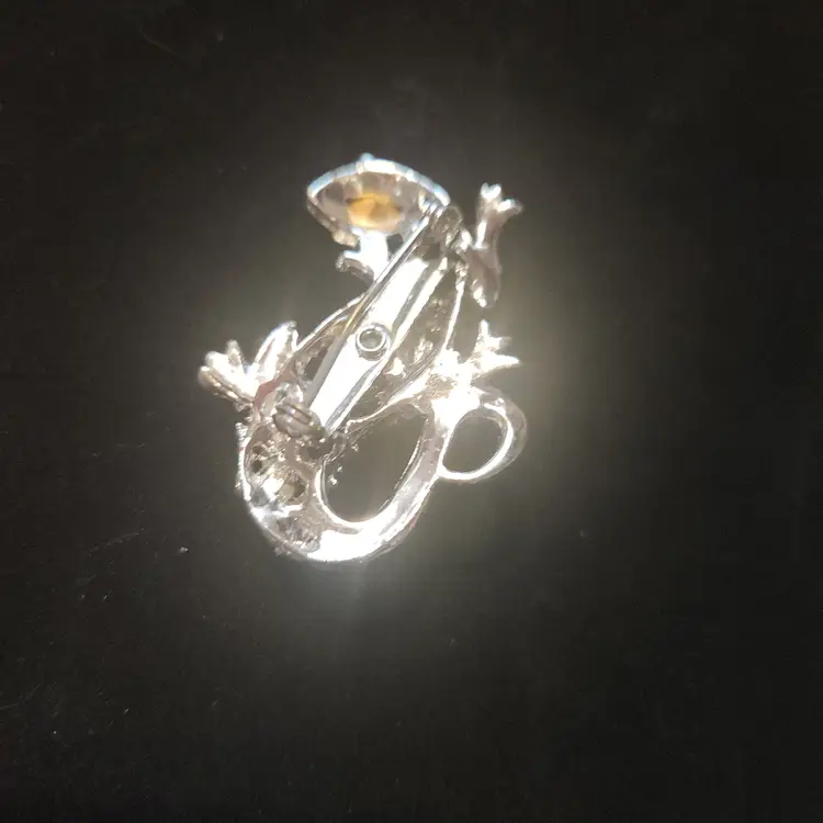 Vintage rhinestone lizard pin Brooch
