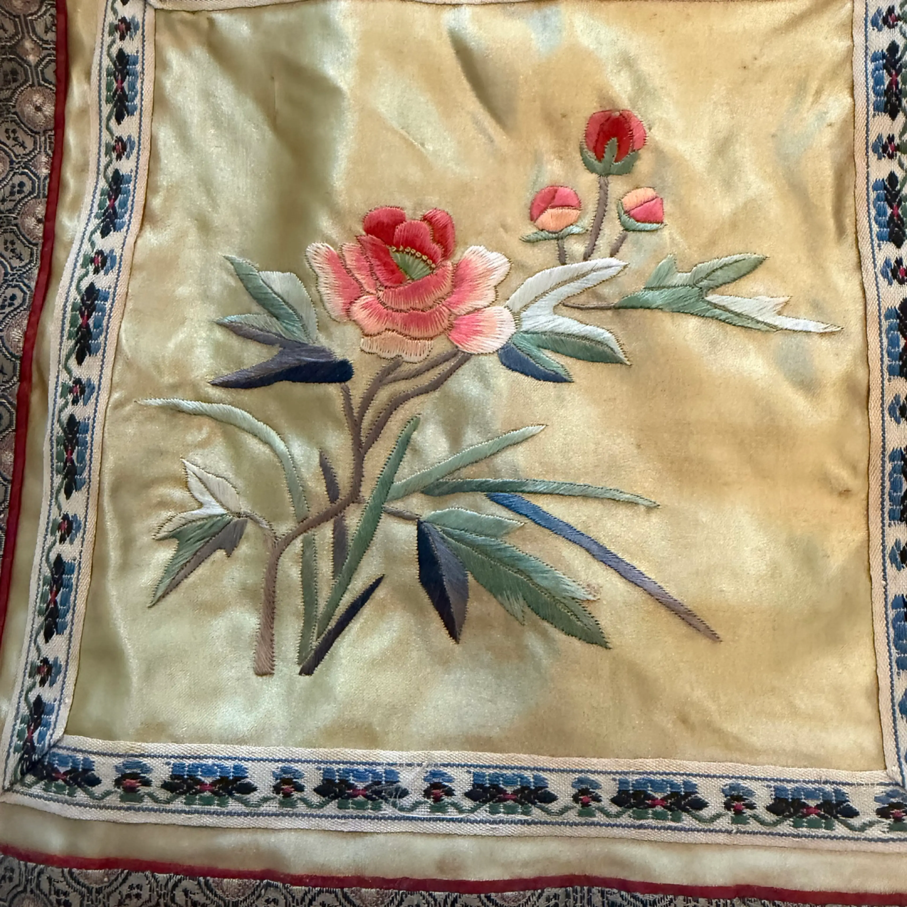 Image 2 of 4