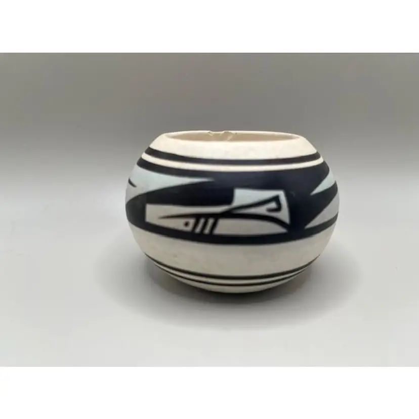 #01 Vintage Navajo Handcrafted and Signed Pottery Bowl - Hand-Painted Geometric Design - Measures 2 inches tall, 2.75 inches in Diameter