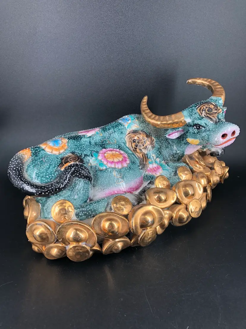 Vintage Very Large Wealth Bull Ox Cow Statue