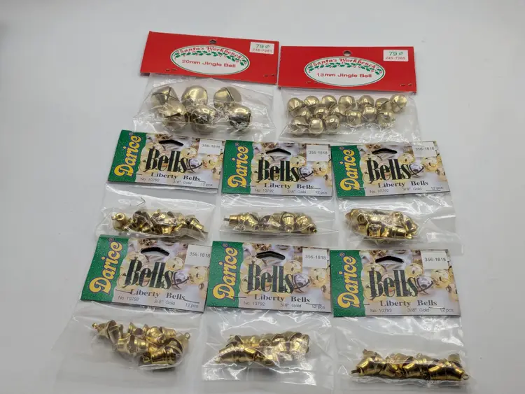 Vintage Christmas Gold Jingle Bells Lot of 8 NOS