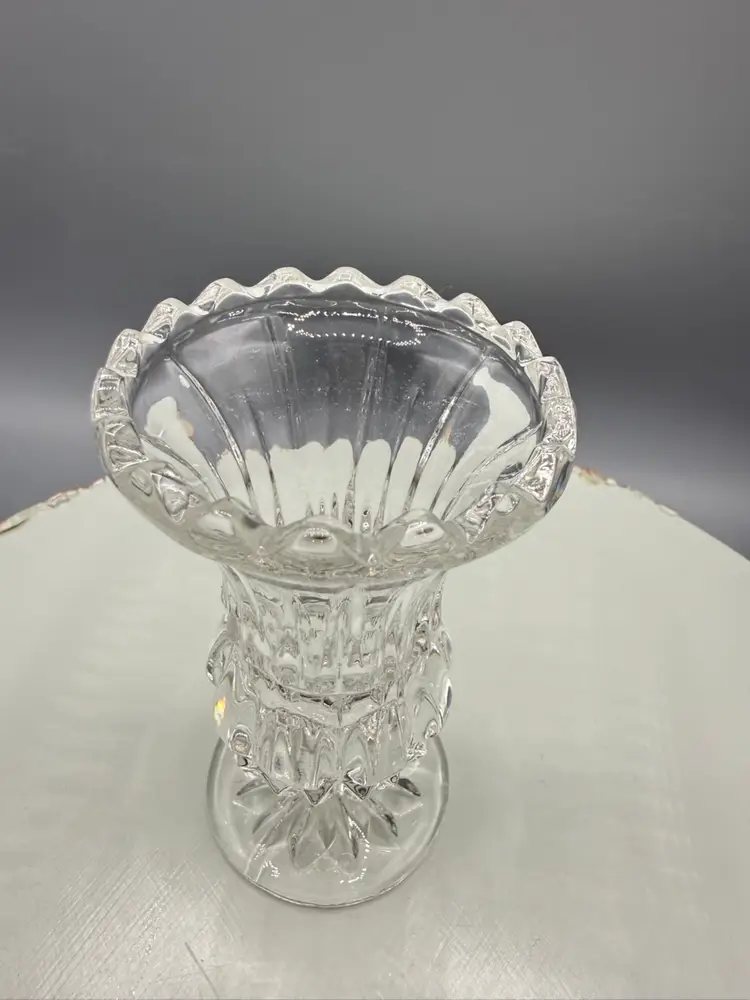 VINTAGE 24% Lead Crystal Pedestal Bud Vase 4"x 2”
