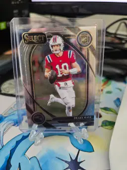 2024 Drake Maye Select Club Level Rookie