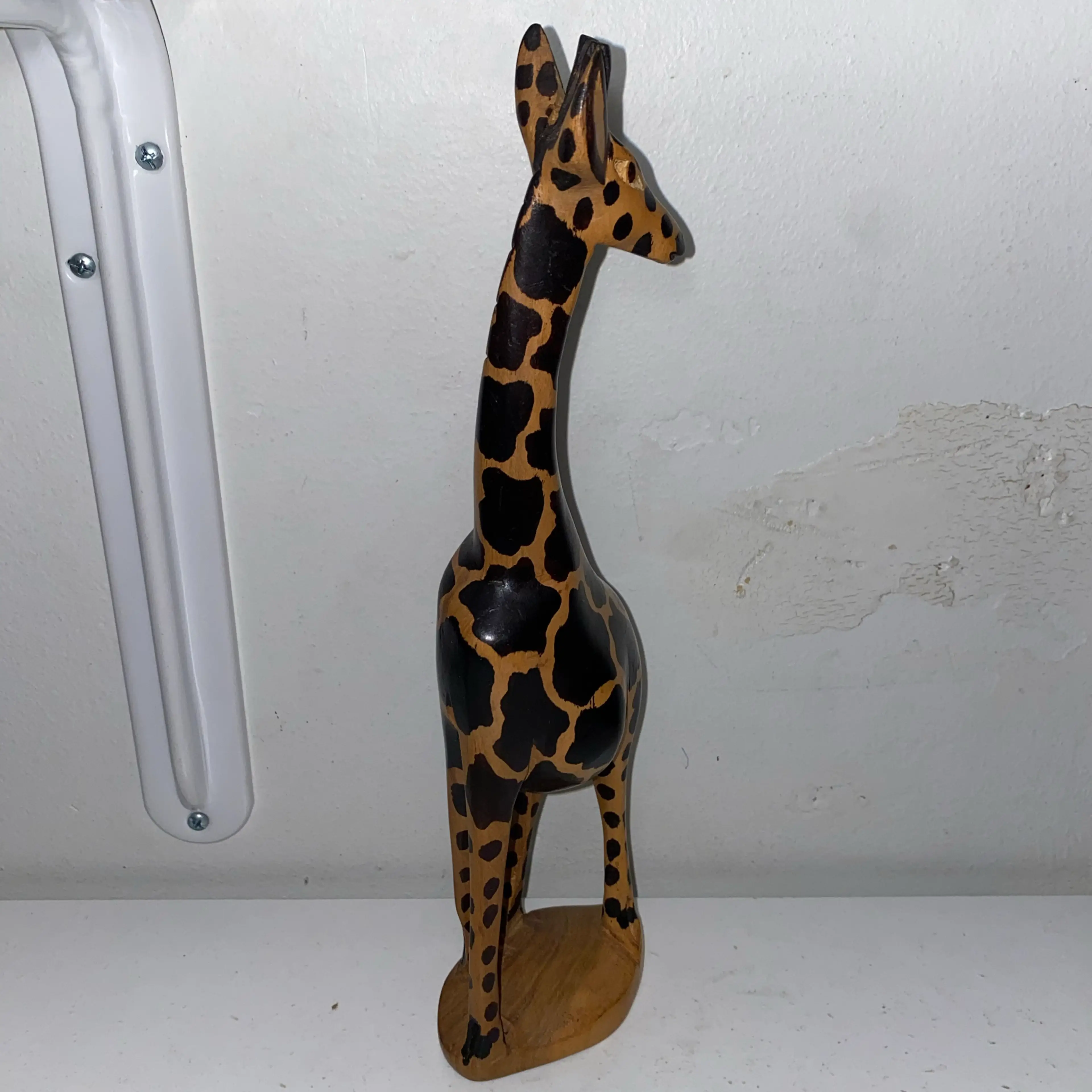 Image 2 of 7