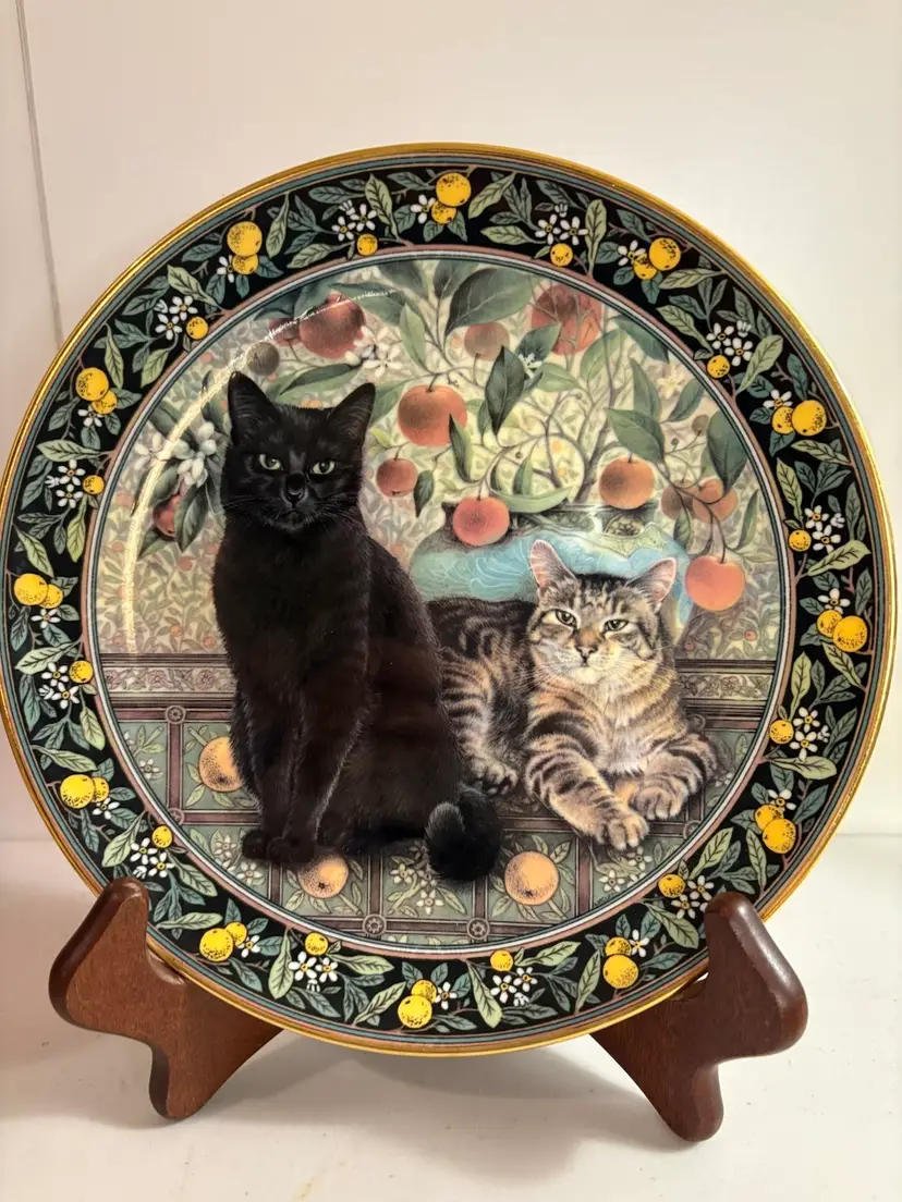 Domino And Megatab Bone China Collectors Plate by Lesley Anne Ivory
