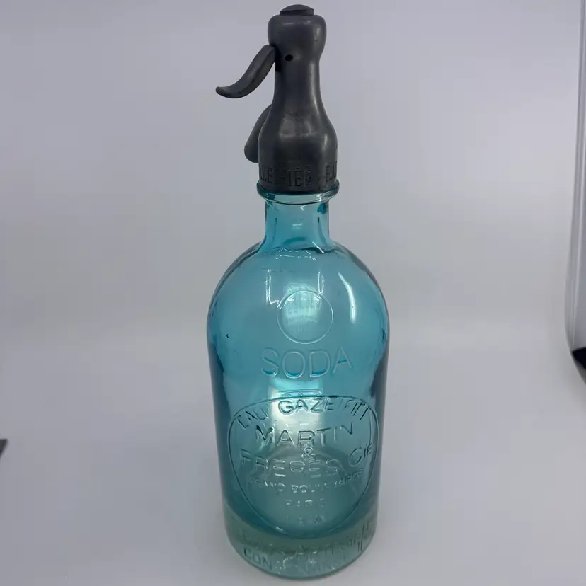 Martin & Freres Cie Eau Gazeifiee 1 Liter Light Blue Soda Bottle 1931