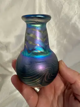 Vtg 1999 Eickholt iridescent oil slick bud vase Signed Dated