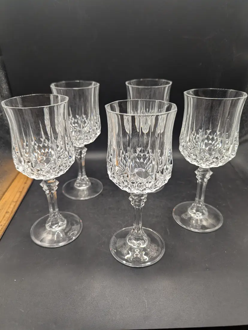 Vintage Set Of 5 Cristal D'Arques Durand Crystal Wine Glasses Longchamp Pattern.