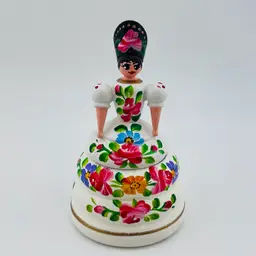 For The Trinket Collector 🎁 Adorable Vintage Wooden Hungarian Handpainted Folk Art Trinket Box 3.75”