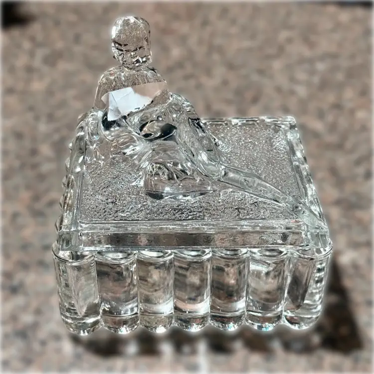 Vintage L.E. Smith Seated Naked Lady Pressed Glass Paneled Edge Rectangular Powder Jar (1930s)