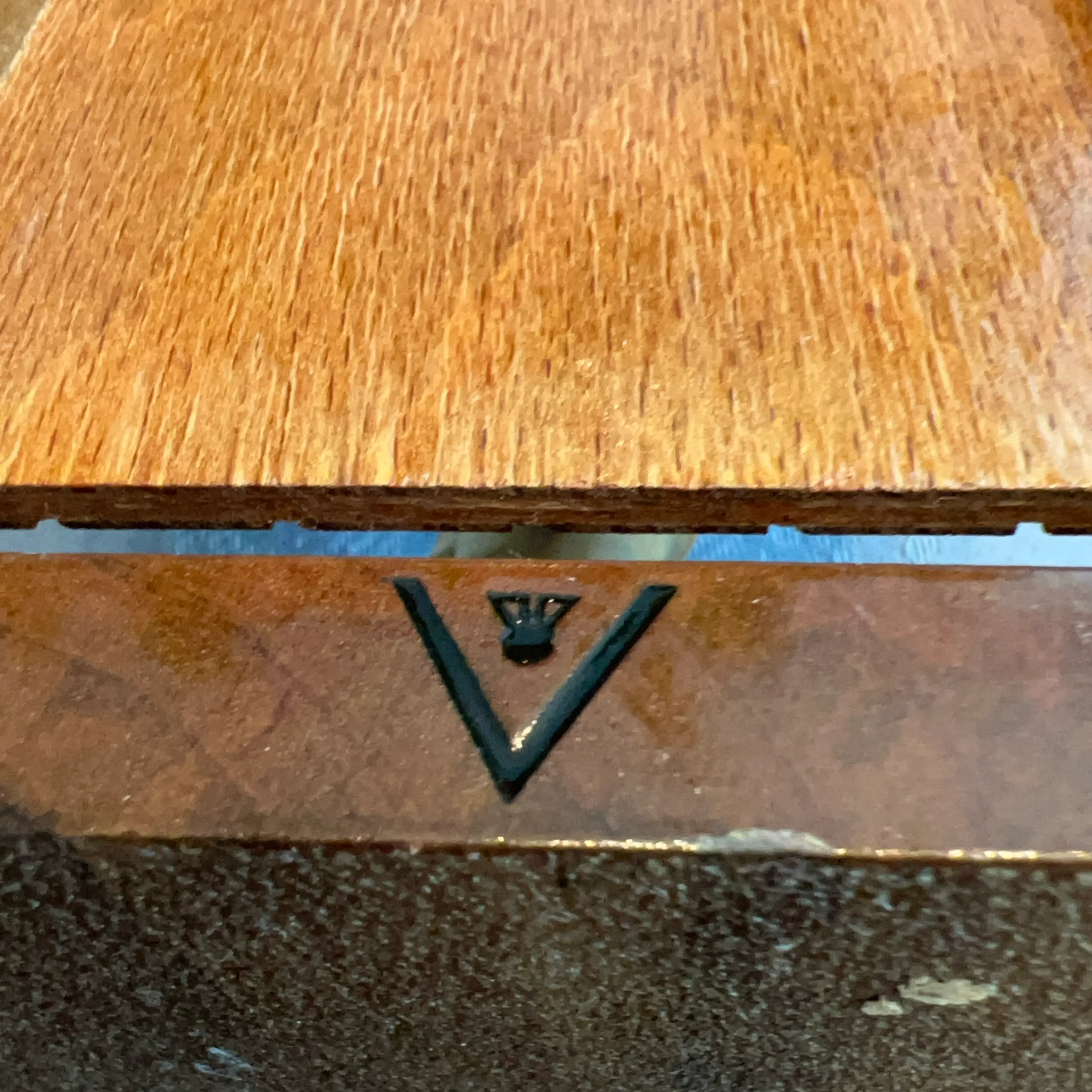 Image 5 of 5