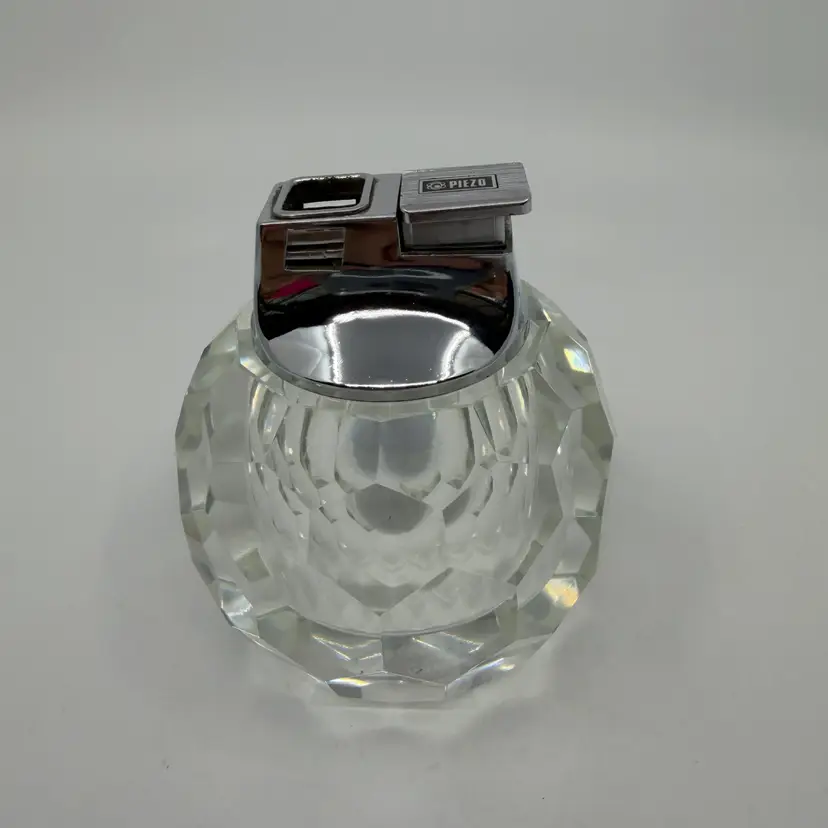 Vintage Piezo Crystal Table Lighter in Silver Finish Untested.