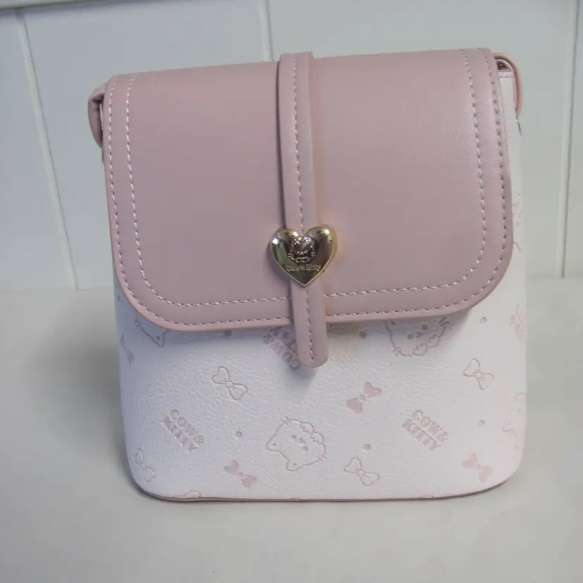 COW & KITTY LIMITED EDITION CROSSBODY PURSE NWT