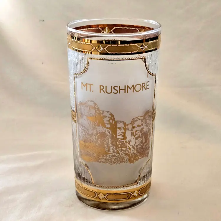Mount Rushmore Souvenir CULVER Glass 22K Gold Trim Old Fashion Glass with Condition Issues