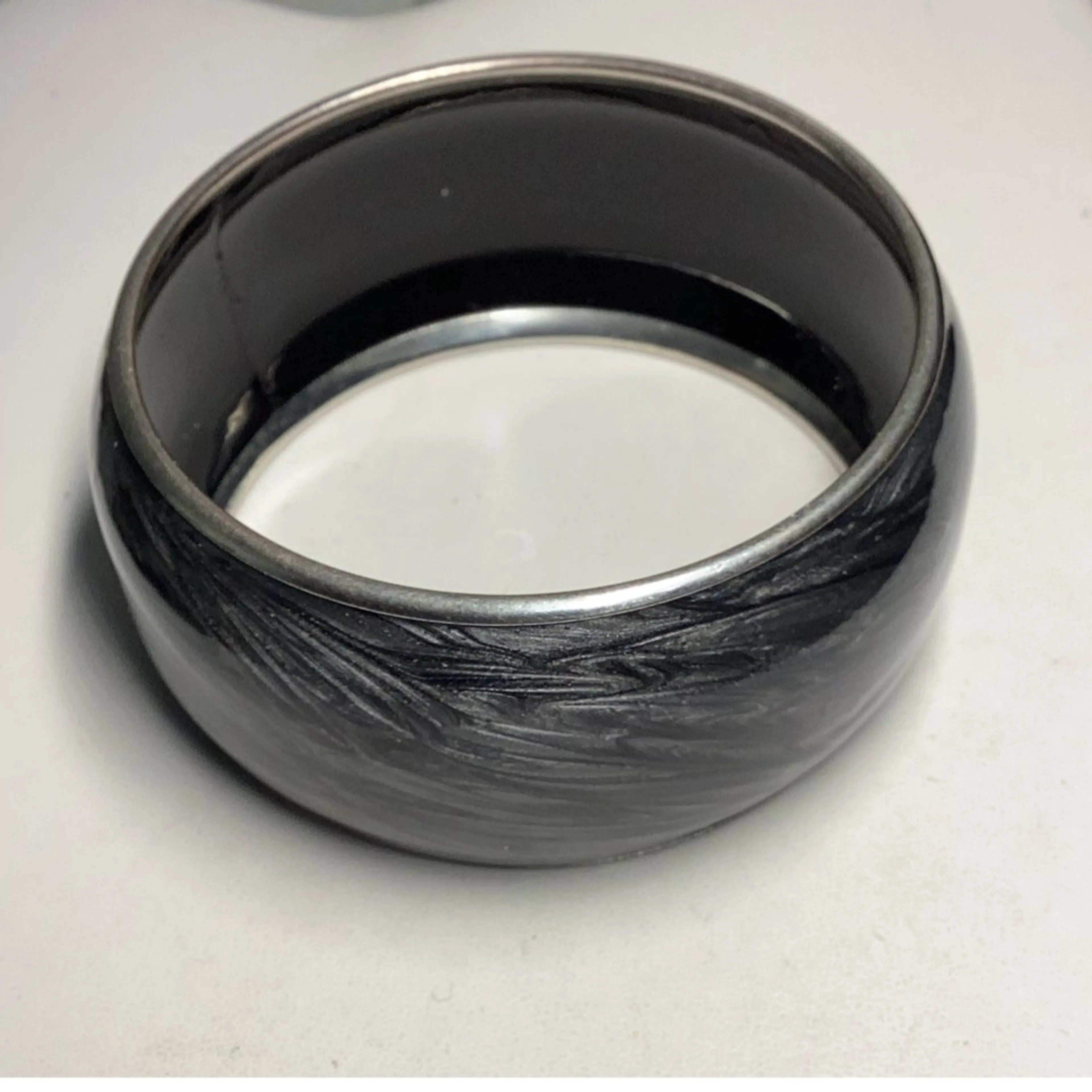 Image 2 of 2