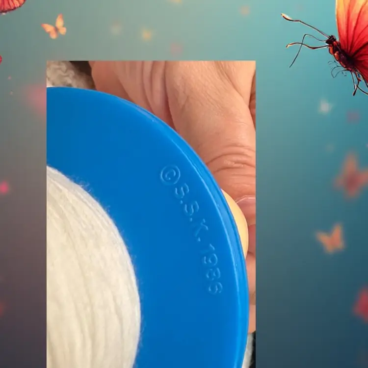 Mickey And Barbie Kite String Holders