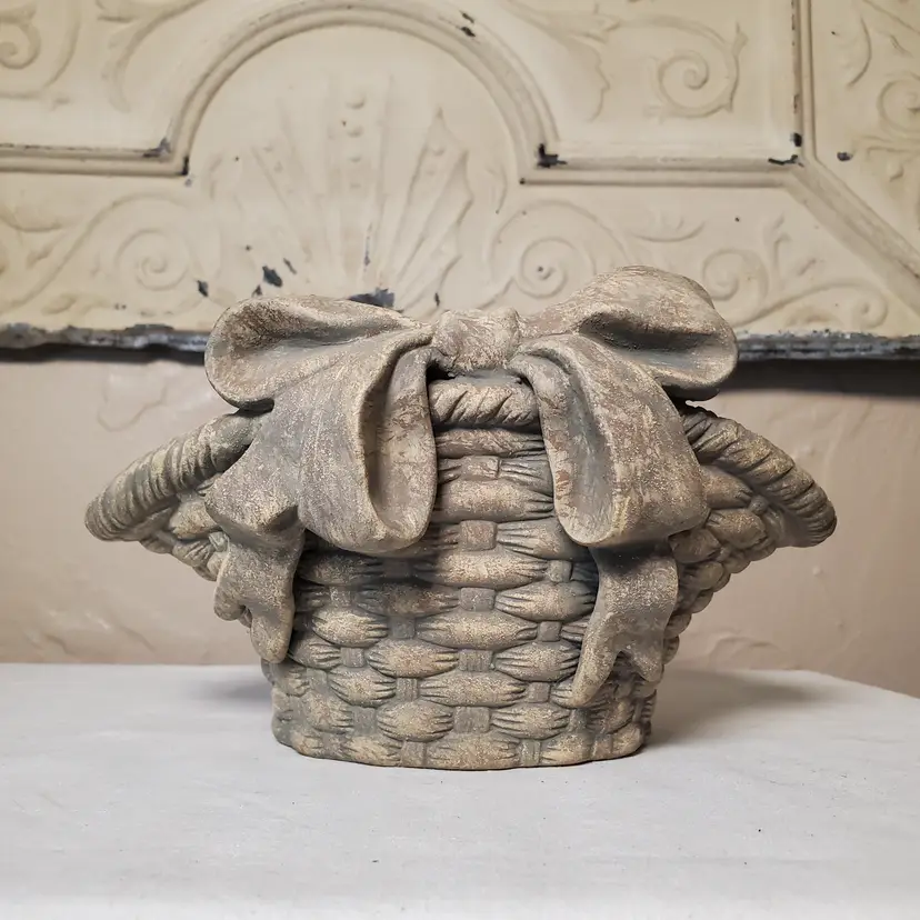 Basket with Bow Resin Planter