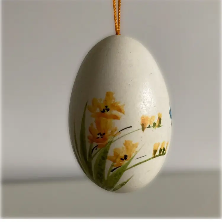 Vintage Hand Painted Bird and Flowers On A Real Egg Ornament Japan