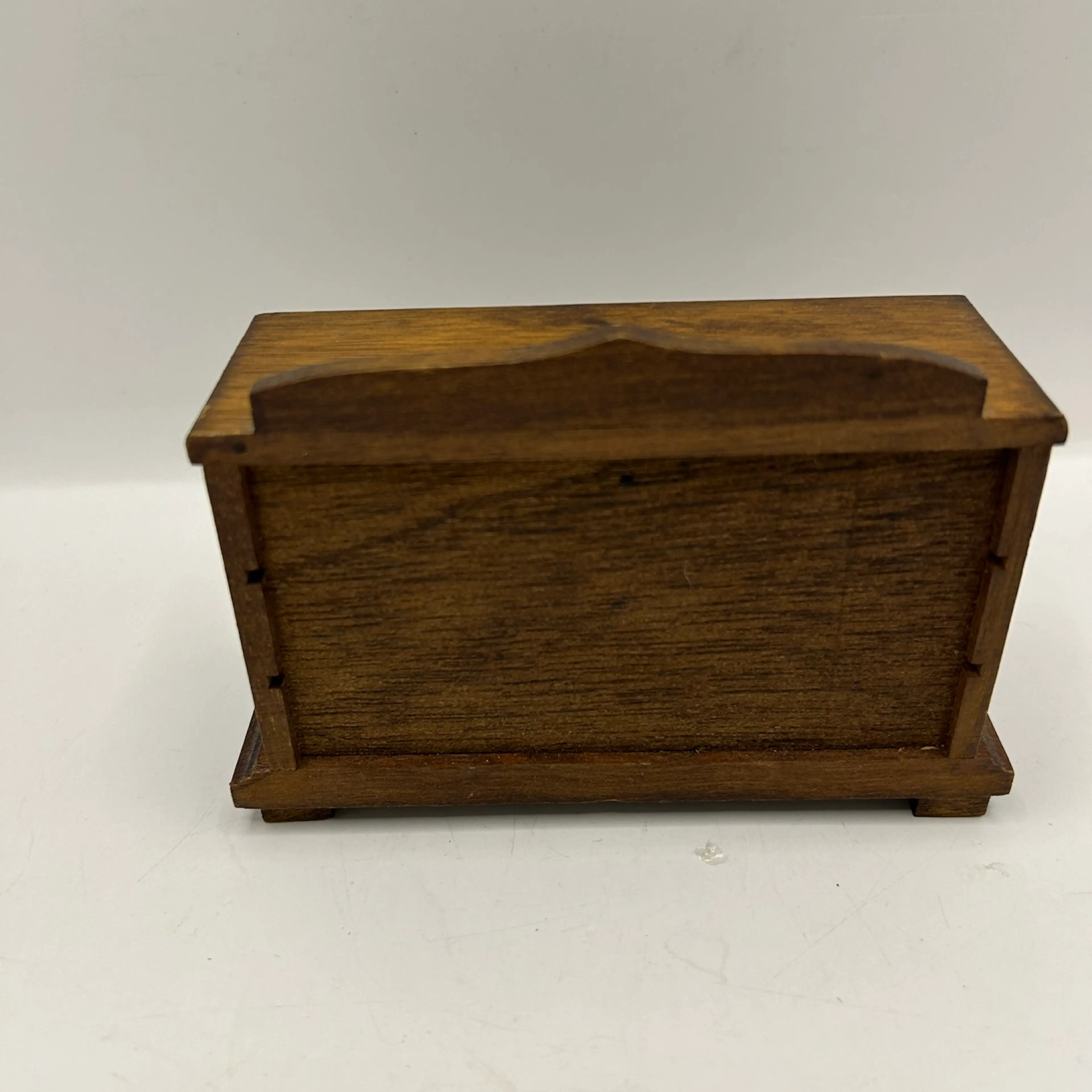 Image 3 of 3