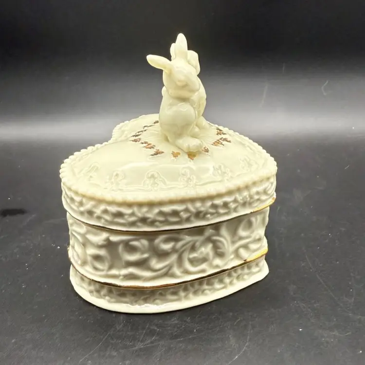 Embracing Rabbits On Embossed Heart-Shaped Ceramic Trinket Box