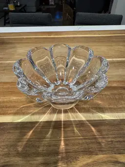 Mikasa “Zinnia” Crystal Bowl