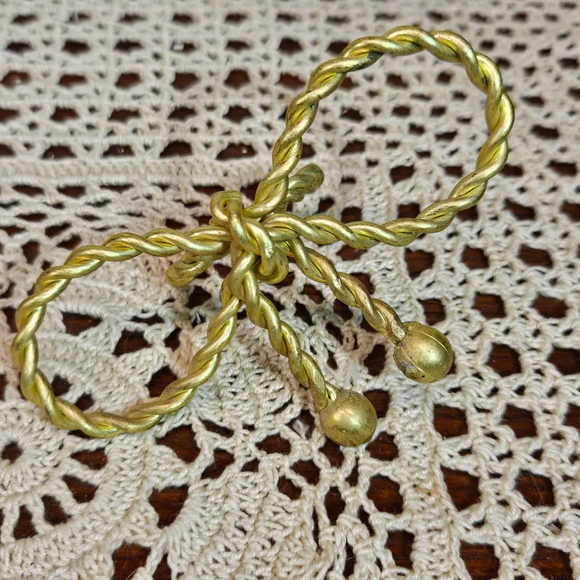 Set of 4 Gold Tone Twisted Metal Rope Bow Ribbon Napkin Rings