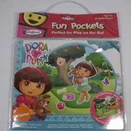 Colorforms Fun Pockets Dora the Explorer PlaySet Nick Jr No. 70491 New