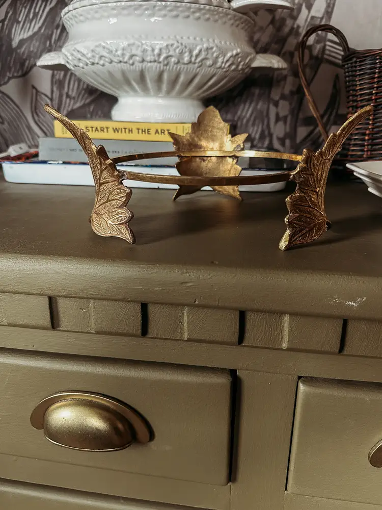 Brass plant stand with leaves