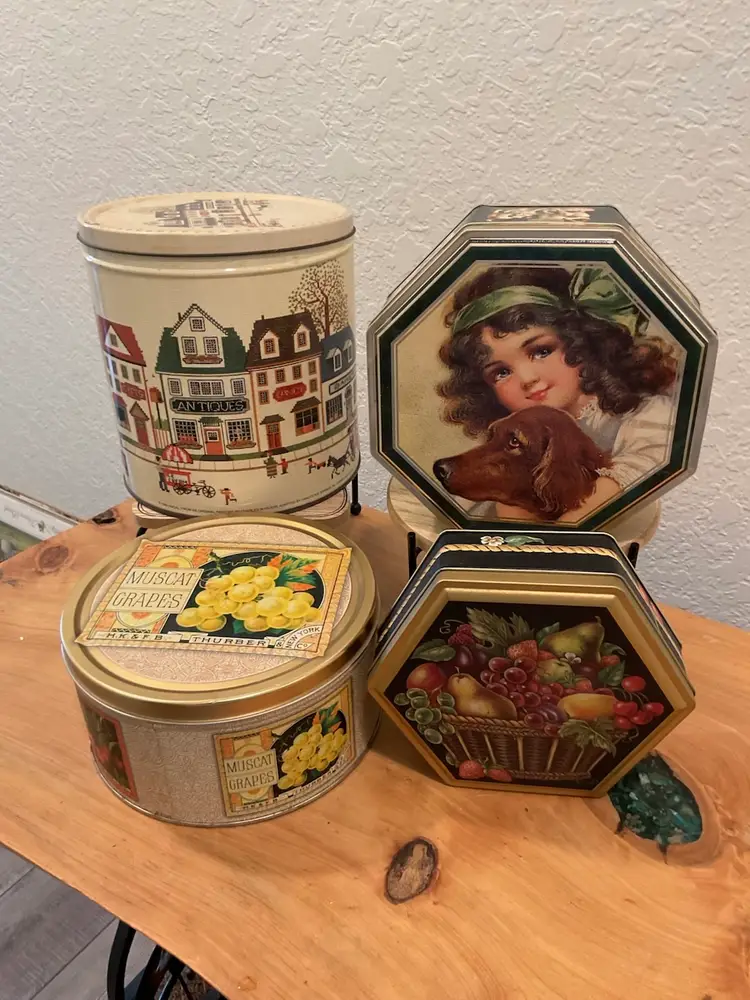 Vintage Tins - CHOICE