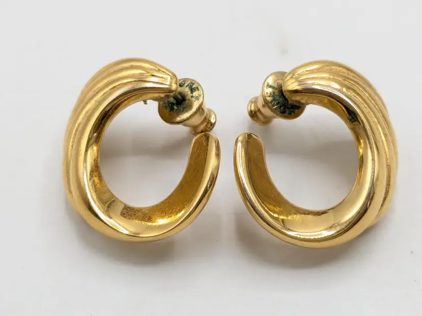 Vintage Monet Round Swirl Pierced Earrings Gold Tone