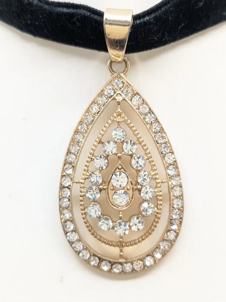 Black Velvet Choker Gold Tone Teardrop Rhinestone Pendant