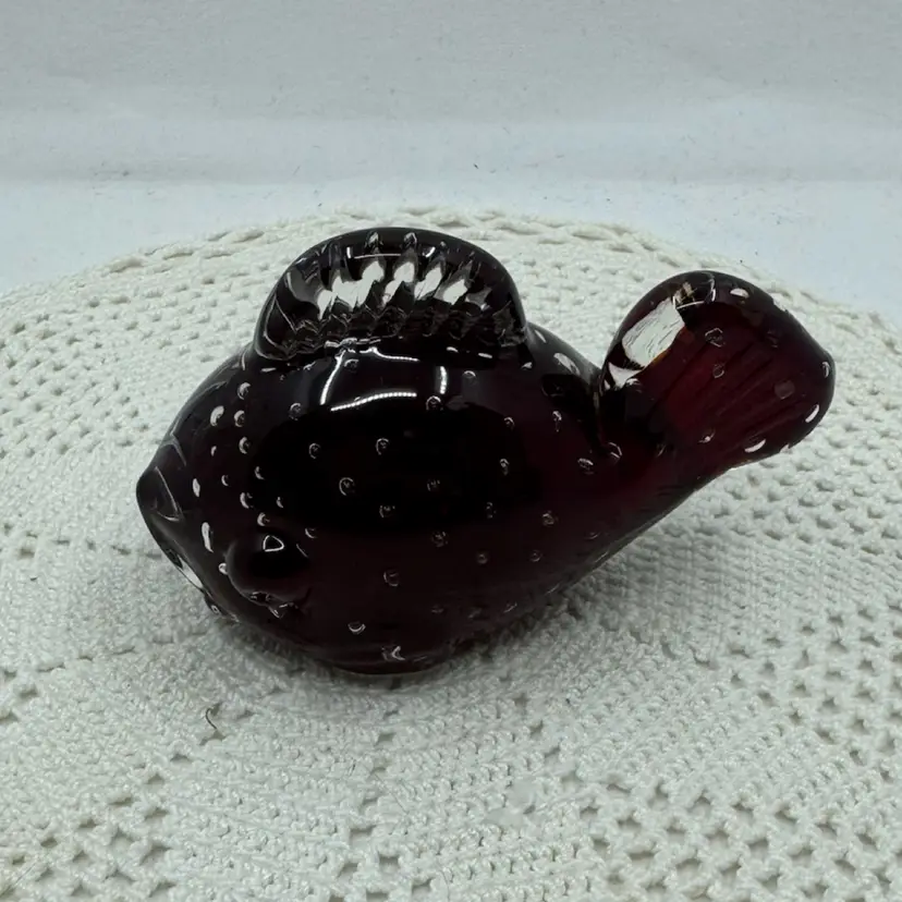Vintage Norcrest Burgundy glass fish with internal bubbles.