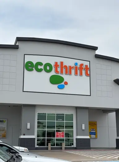 Let’s Find Some Treasures At Ecothrift!