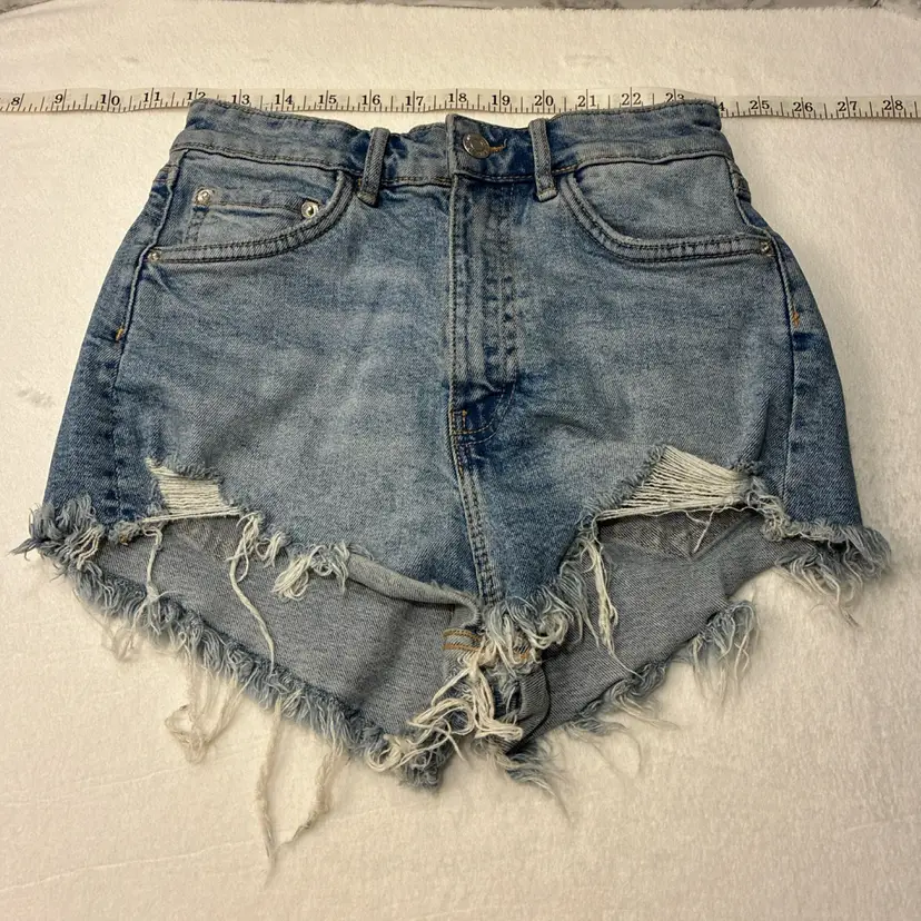 C- Ladies Shorts Size 2 Zara