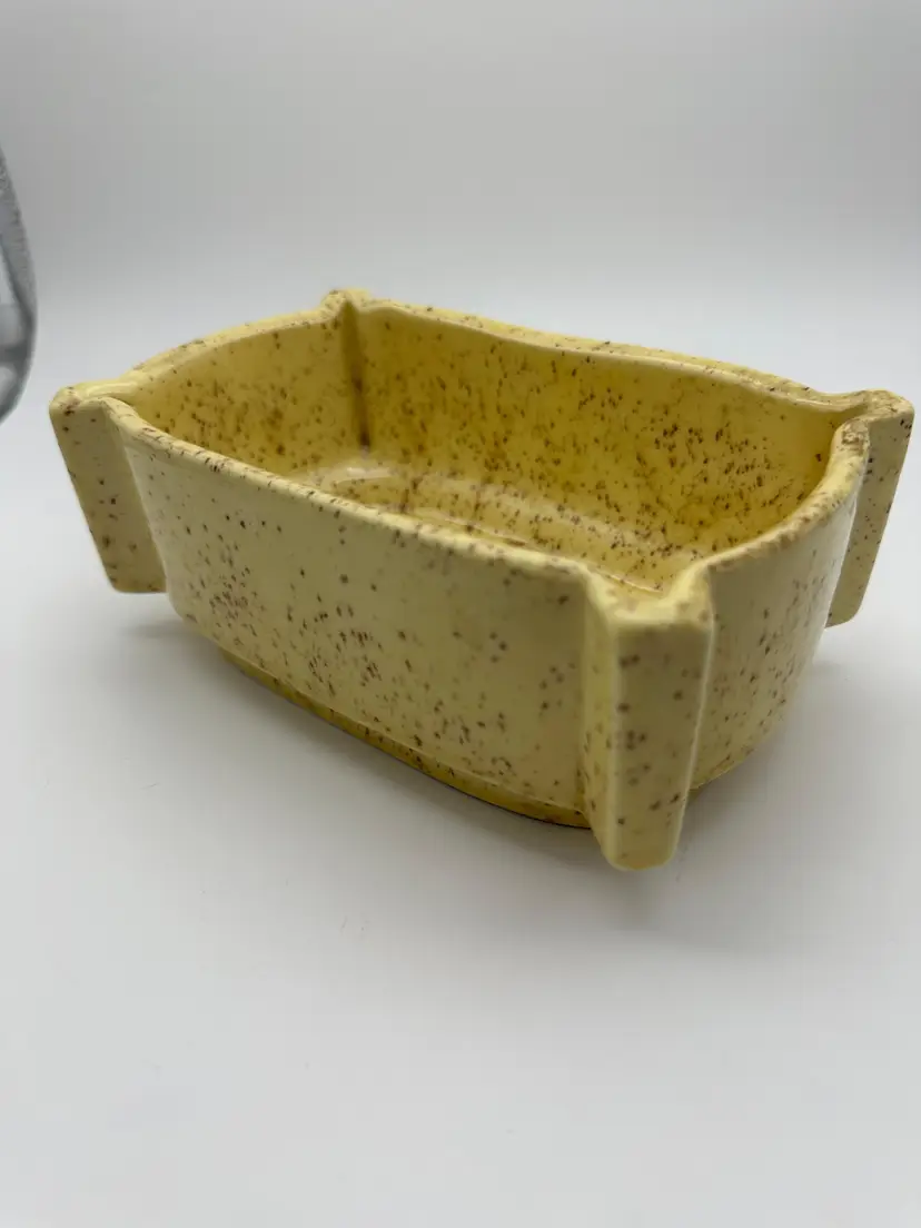 VTG 50s UPCO USA Yellow Planter!
