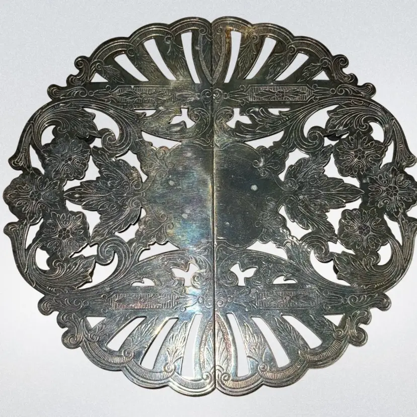 Vintage Wallace Silver plated Expandable Trivet