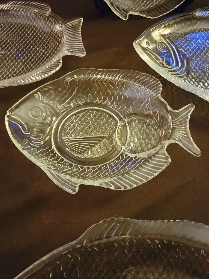 Glass Fish Shaped Dinner and Salad Plates Nautical Sea Oven Proof USA Set of 10