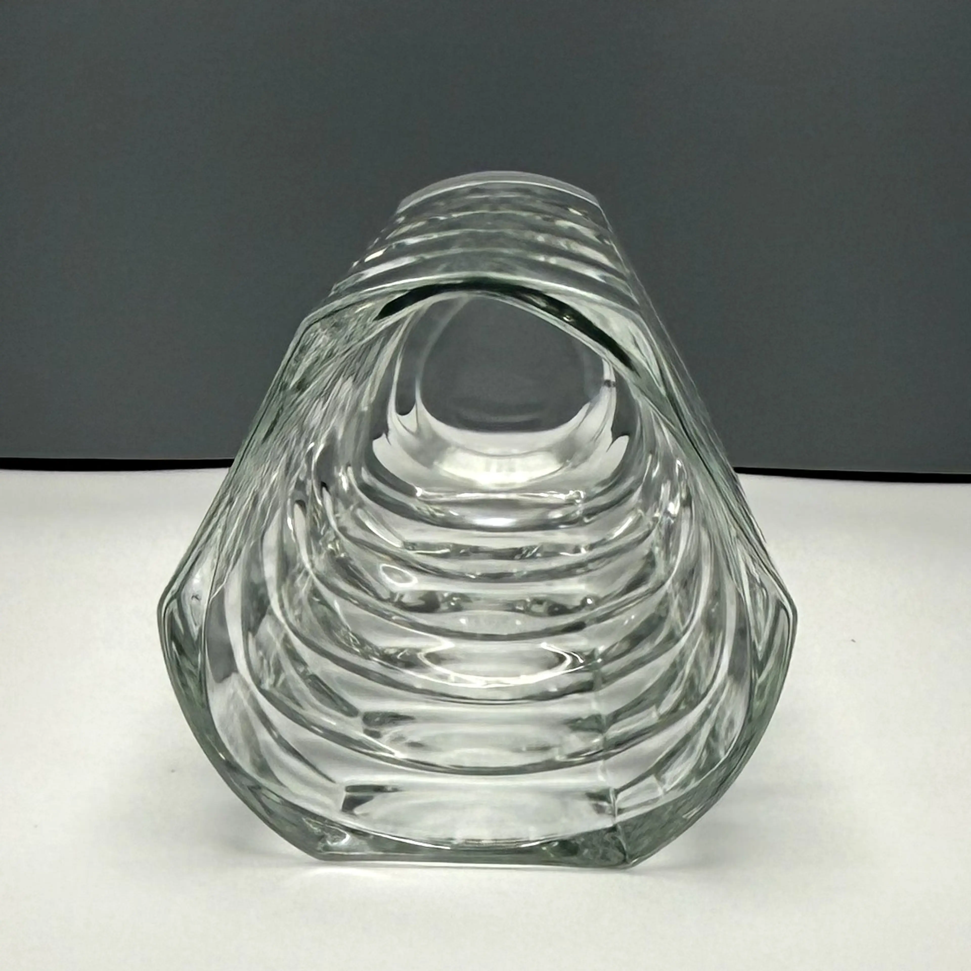 Image 4 of 7