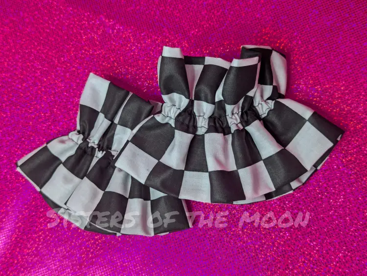 Checkered White & Black ruffle wrist cuffs bands wristlets Clowncore Clown costume accessories Pierrot Cosplay Halloween Circus Stage wear