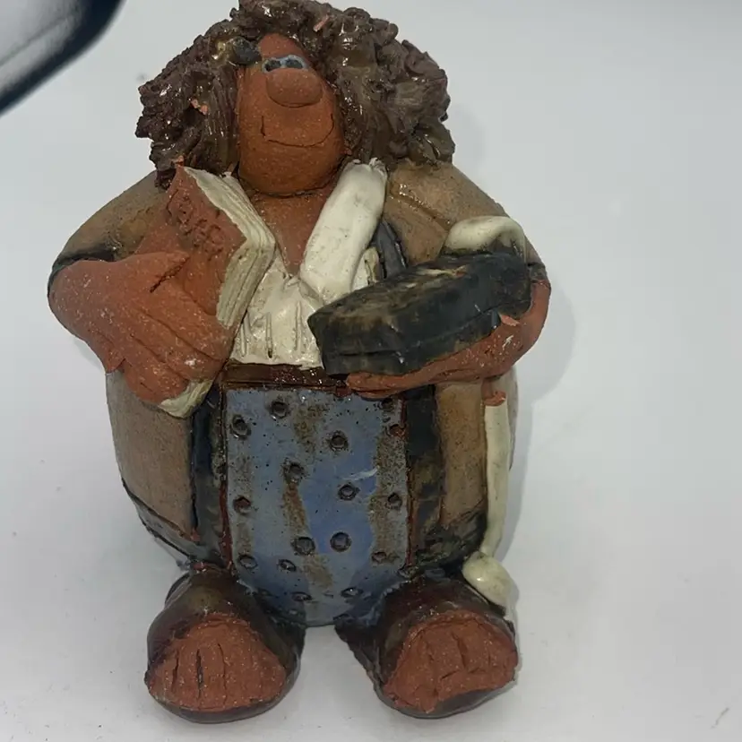 Sarah Meadows Accountant Vintage READ