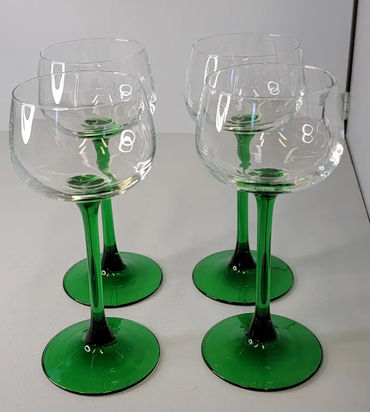 Rhine wine Stemware - Cristal D' Arques - Durand Emerald - Set of 4 glasses