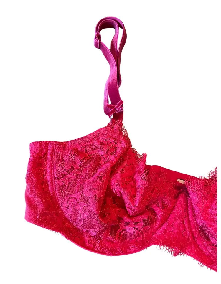 Victoria’s Secret Dream Angels Push-Up without Padding Red Lace Underwire Bra Size 34D 0595B