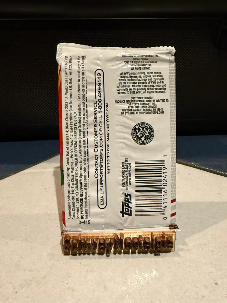 WWE 2012 TOPPS BLASTER PACK