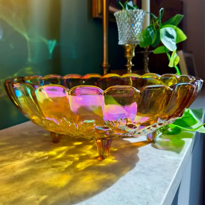 😻 12x4.5x9” vintage Indiana Glass Co. marigold iridescent carnival glass footed fruit bowl w/fruit pattern
