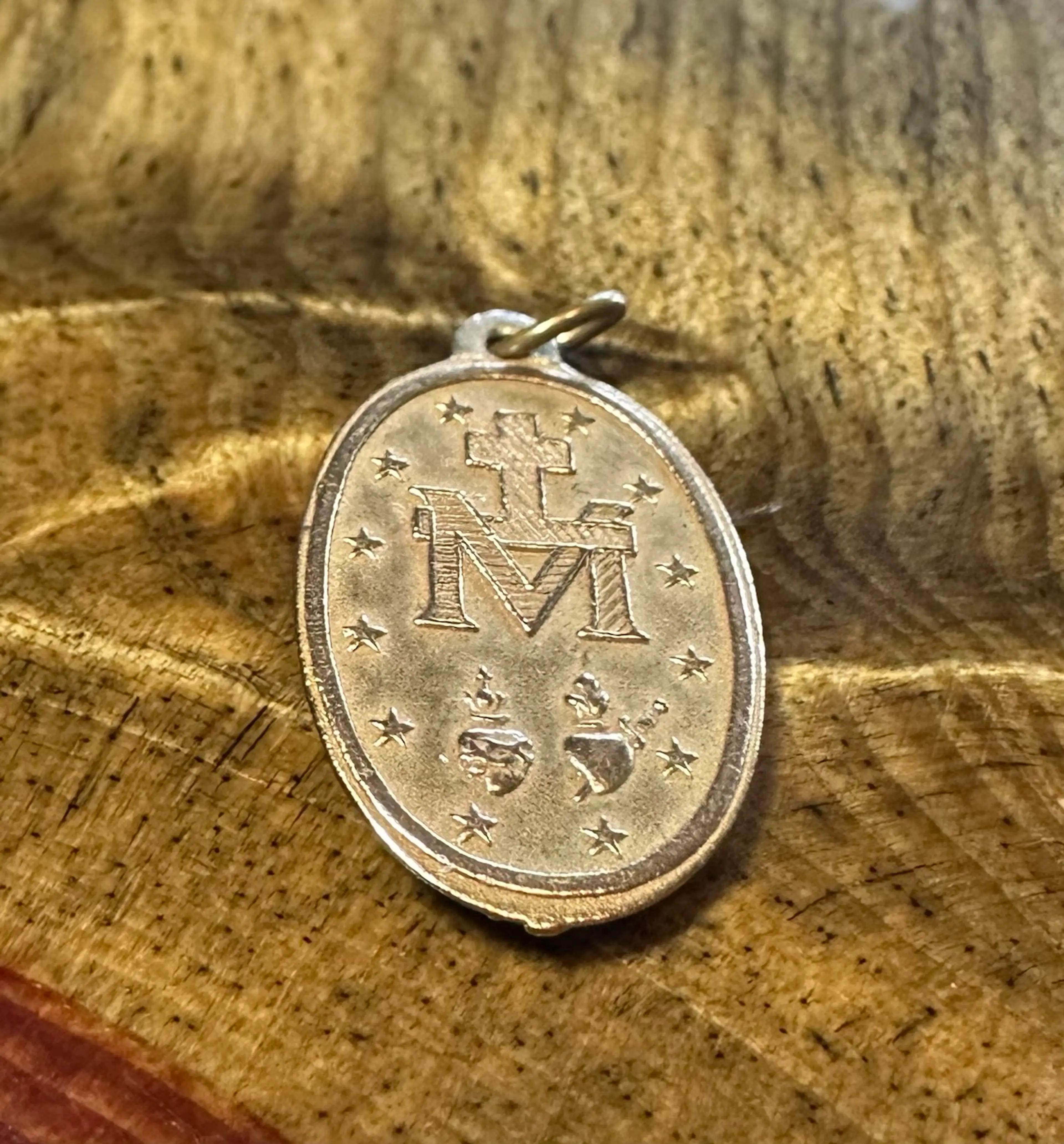 Image 2 of 2